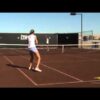 Video Academia Tenis Ferrer- Desde el pasillo quitada de derecha cruzada abriendo pista.